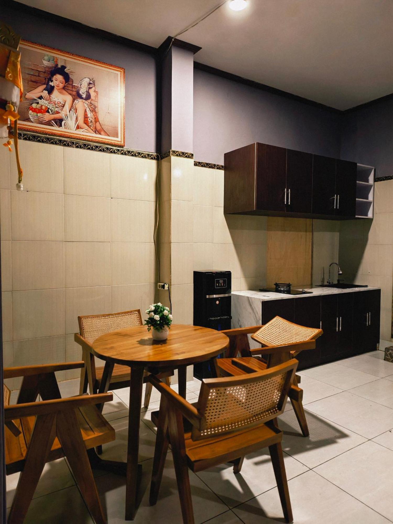 Aby Guest House By Paradise ซิเดอมัน ภายนอก รูปภาพ
